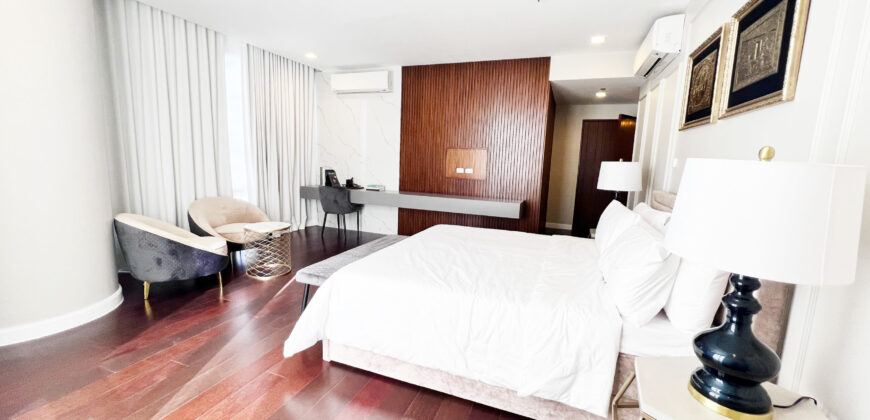 For Sale 4 Bedroom unit at The Suites, Bonifacio Global City, Taguig