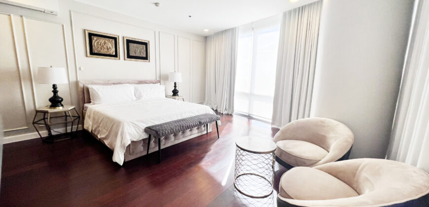 For Sale 4 Bedroom unit at The Suites, Bonifacio Global City, Taguig